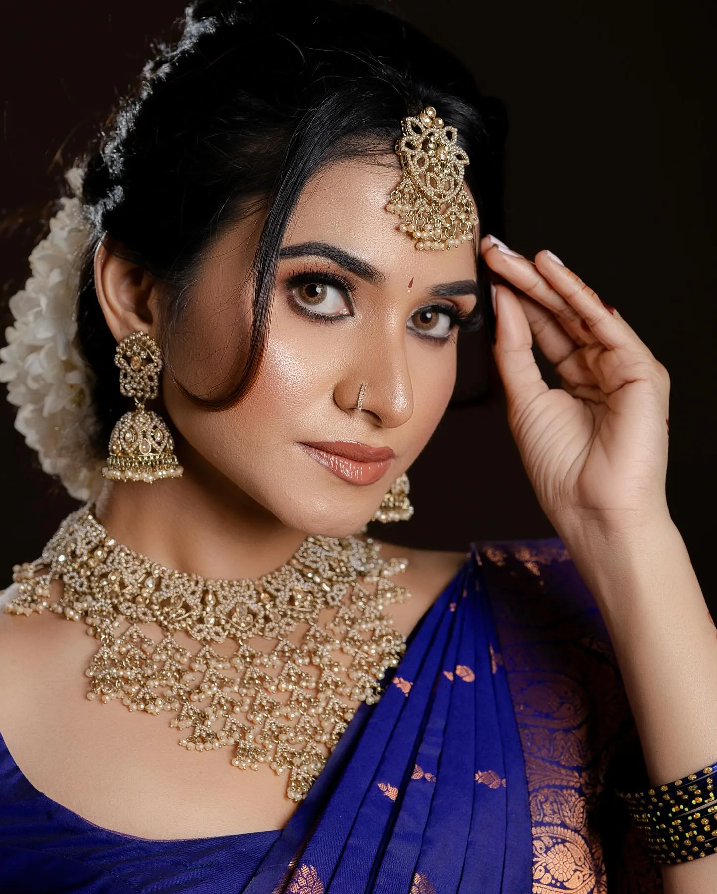 Blue saree bridal look
